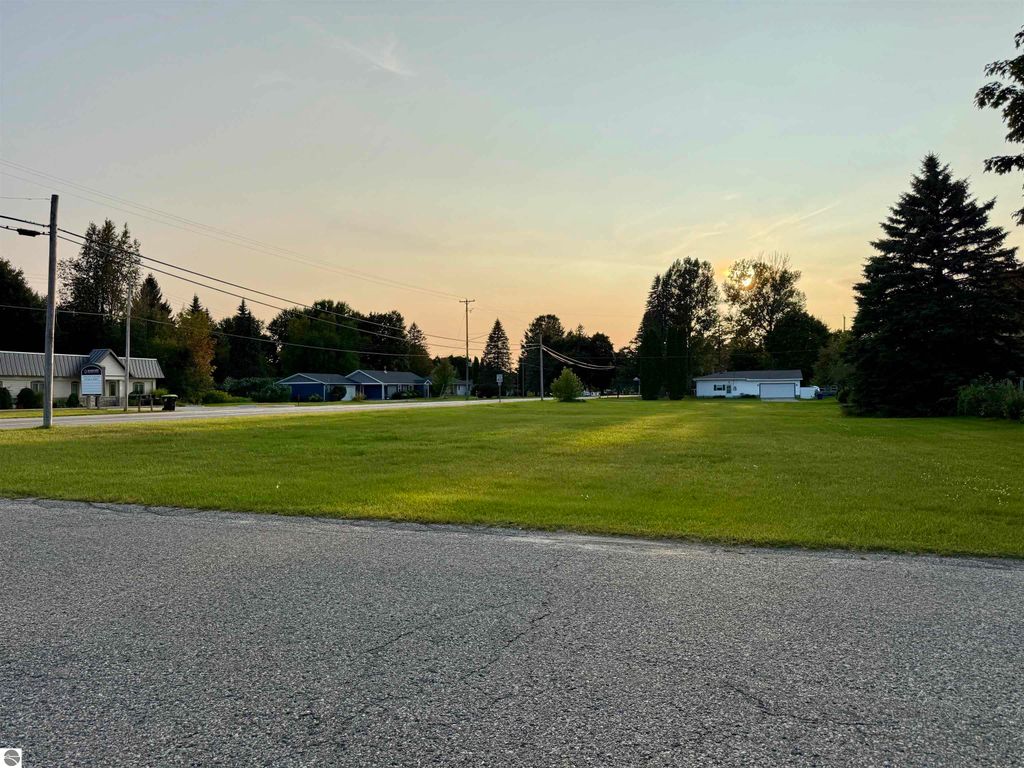 Photo of 787776 Sunnyside Drive, Cadillac, MI 49601 (MLS # 1939357)