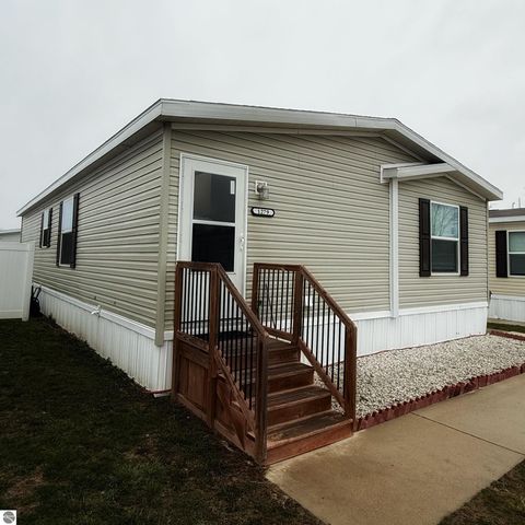 Tiny photo for 1279 Beacon Hill Court, Mt Pleasant, MI 48858 (MLS # 1932453)