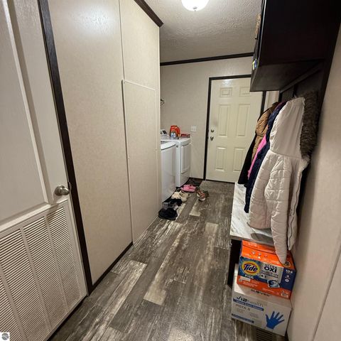 Tiny photo for 1279 Beacon Hill Court, Mt Pleasant, MI 48858 (MLS # 1932453)