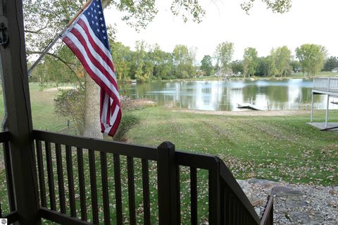 Tiny photo for 1057 Crown Point Drive, Lake Isabella, MI 48893 (MLS # 1939652)