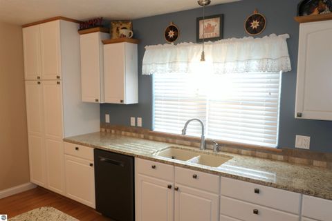 Tiny photo for 1057 Crown Point Drive, Lake Isabella, MI 48893 (MLS # 1939652)