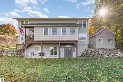 Tiny photo for 1057 Crown Point Drive, Lake Isabella, MI 48893 (MLS # 1939652)