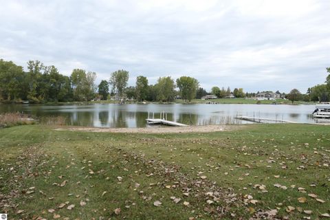 Tiny photo for 1057 Crown Point Drive, Lake Isabella, MI 48893 (MLS # 1939652)