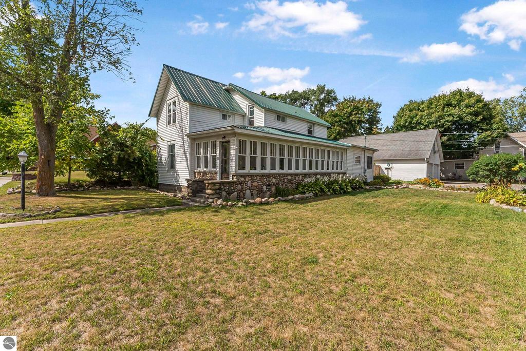 Photo of 202 W Main Street, Marion, MI 49665 (MLS # 1938358)