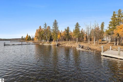 Tiny photo for 7655 Cottage Drive, Bellaire, MI 49615 (MLS # 1940828)