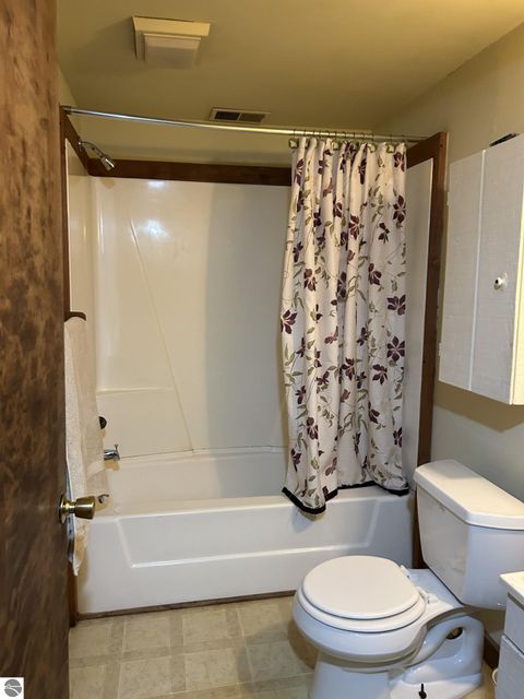 Tiny photo for 1235 Oakland Street, Traverse City, MI 49686 (MLS # 1941109)