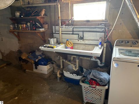 Tiny photo for 519 Ramsdell Street, Manistee, MI 49660 (MLS # 1940977)