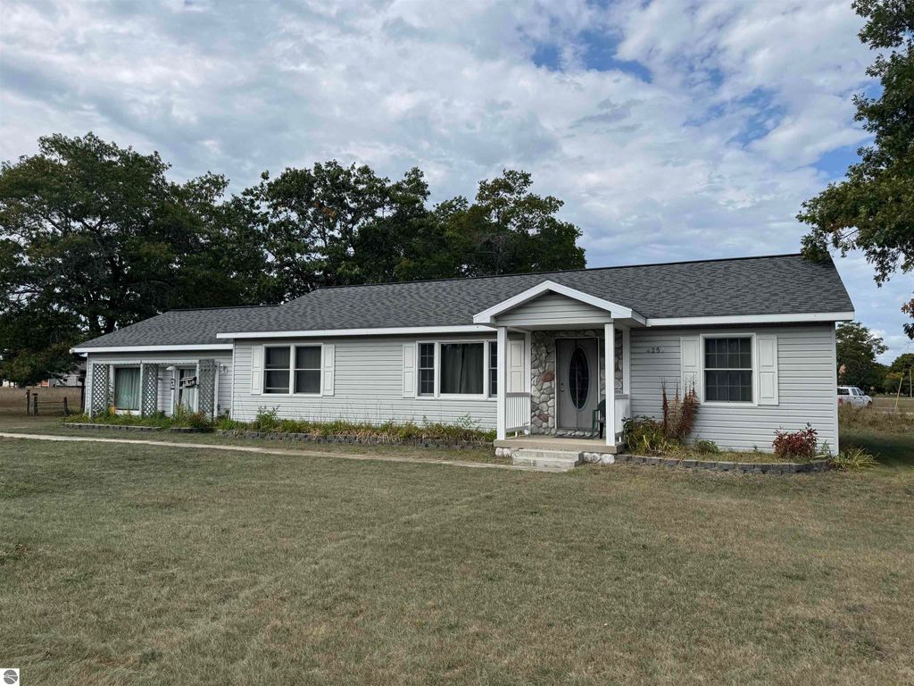 Photo of 4259 Perimeter, Oscoda, MI 48750 (MLS # 1938913)