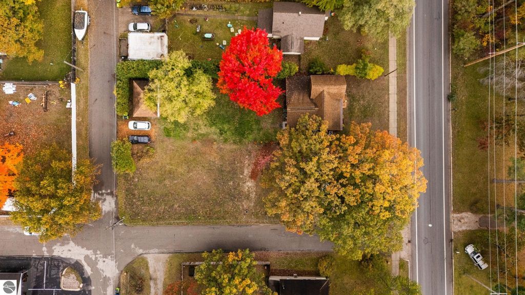 Photo of 00 Barlow Street, Traverse City, MI 49686 (MLS # 1940076)