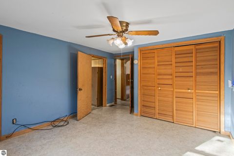 Tiny photo for 303 W Ninth St, Traverse City, MI 49684 (MLS # 1940754)