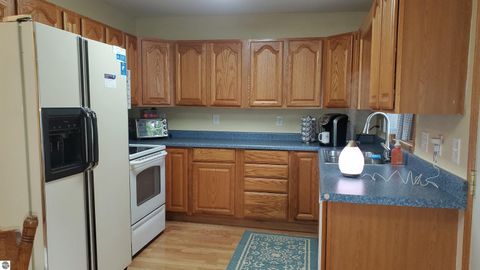 Tiny photo for 304 N Adams, Mt Pleasant, MI 48858 (MLS # 1939375)