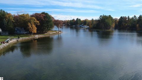 Tiny photo for 1820 N Ogemaw Trail, West Branch, MI 48661 (MLS # 1939954)