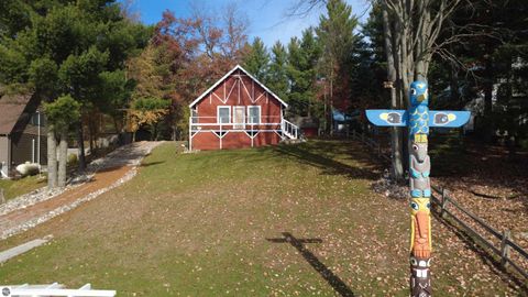 Tiny photo for 1820 N Ogemaw Trail, West Branch, MI 48661 (MLS # 1939954)