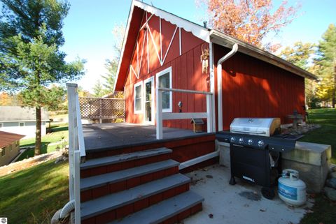 Tiny photo for 1820 N Ogemaw Trail, West Branch, MI 48661 (MLS # 1939954)