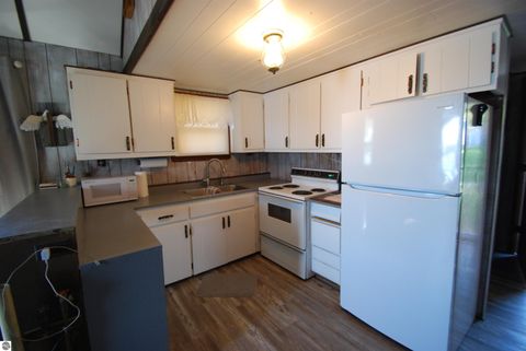 Tiny photo for 1820 N Ogemaw Trail, West Branch, MI 48661 (MLS # 1939954)