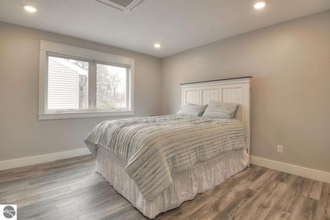 Tiny photo for 1139 E Eighth Street #7, Traverse City, MI 49686 (MLS # 1941301)