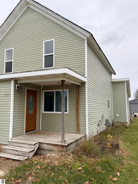Tiny photo for 3921 Elizabeth Street, Rosebush, MI 48878 (MLS # 1941074)