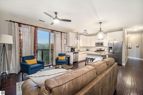 Photo of 115 E Eighth Street #16, Traverse City, MI 49684 (MLS # 1940031)