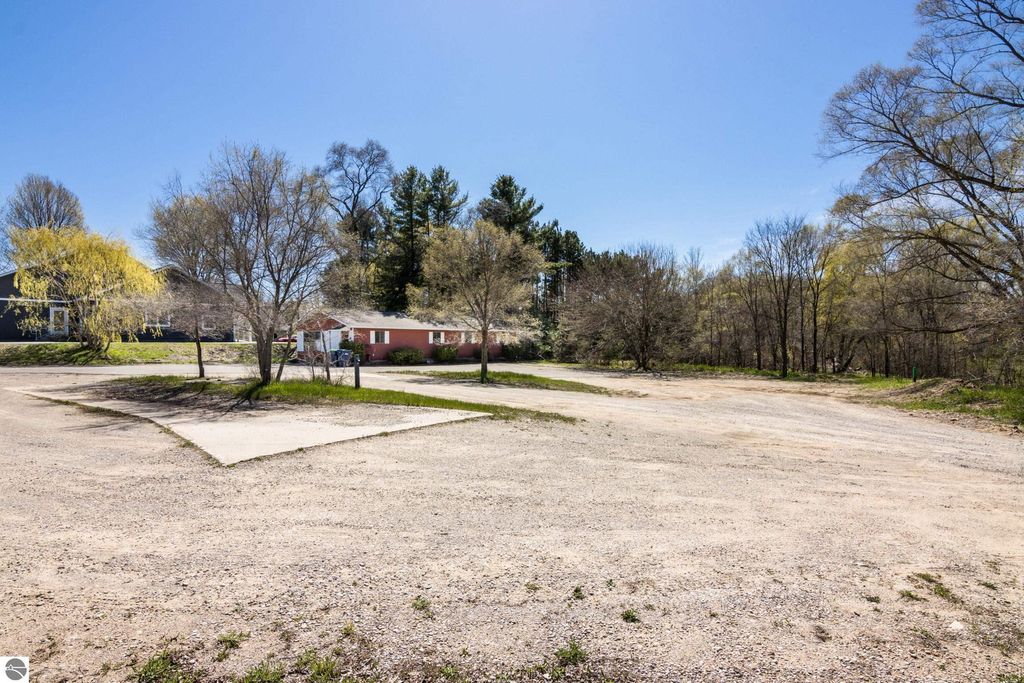 Photo of 3415 Veterans Drive, Traverse City, MI 49684 (MLS # 1931686)