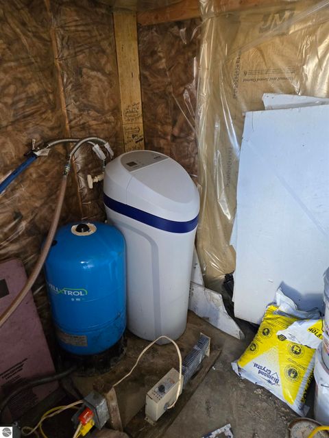 Tiny photo for 2695 Ovid Street, Crystal, MI 48818 (MLS # 1941159)