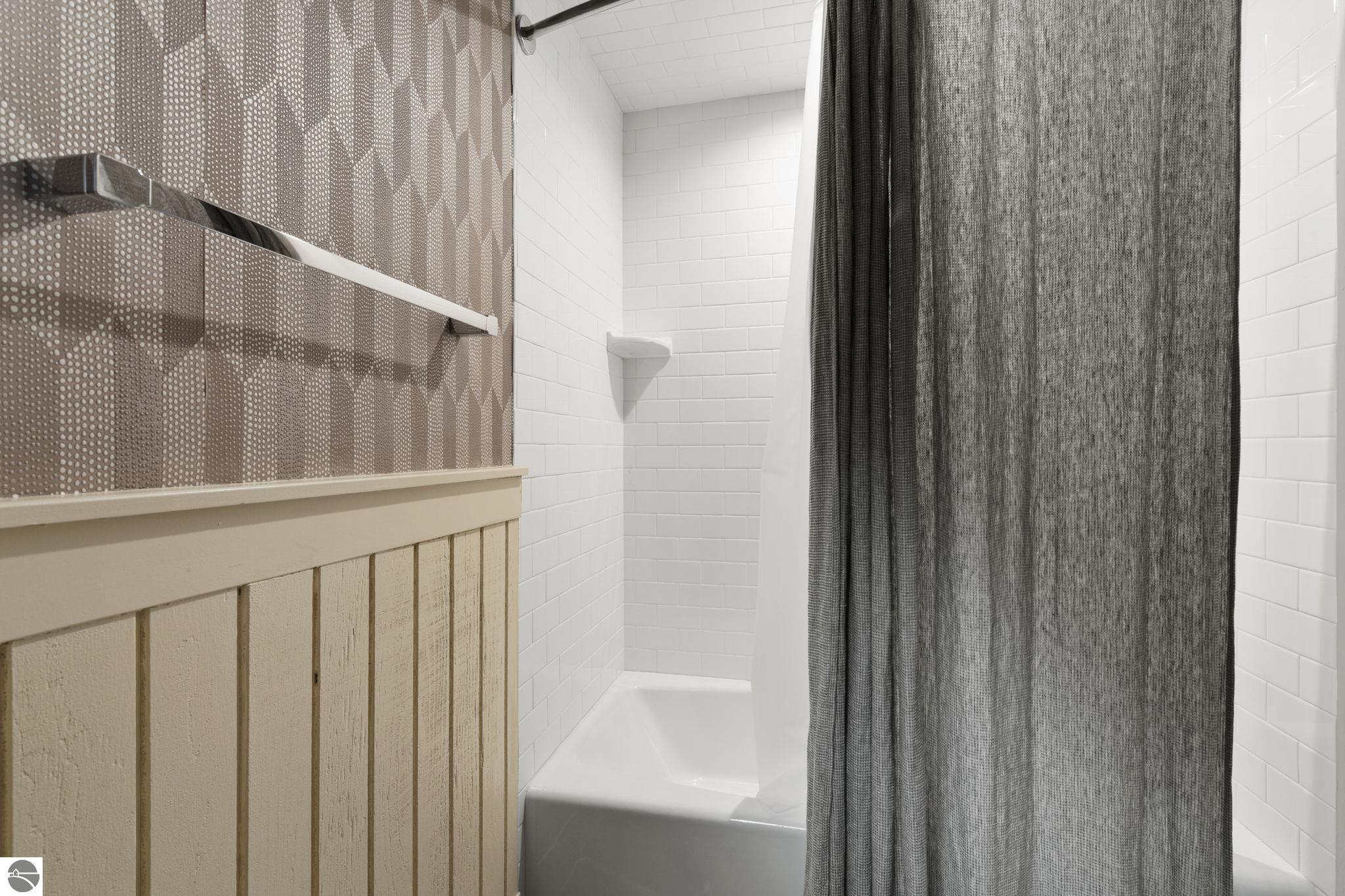 East Jordan, Michigan 49727, United States, 6 Bedrooms Bedrooms, ,6 BathroomsBathrooms,Residential,Active,181006