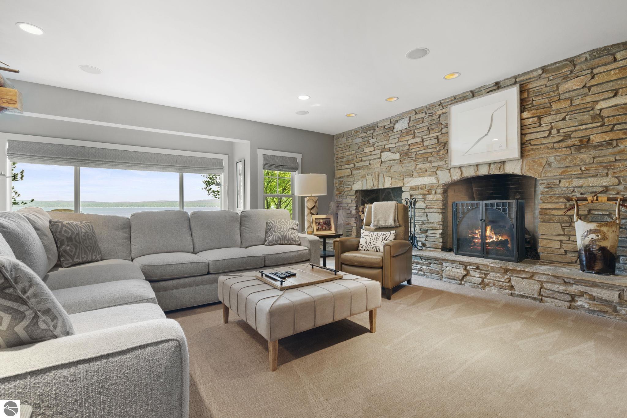 East Jordan, Michigan 49727, United States, 6 Bedrooms Bedrooms, ,6 BathroomsBathrooms,Residential,Active,181006