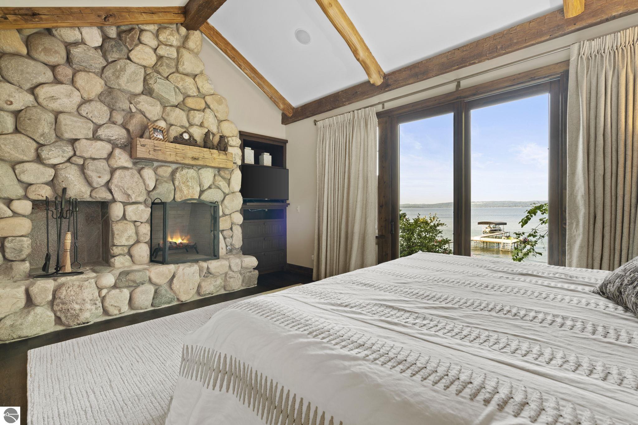 East Jordan, Michigan 49727, United States, 6 Bedrooms Bedrooms, ,6 BathroomsBathrooms,Residential,Active,181006