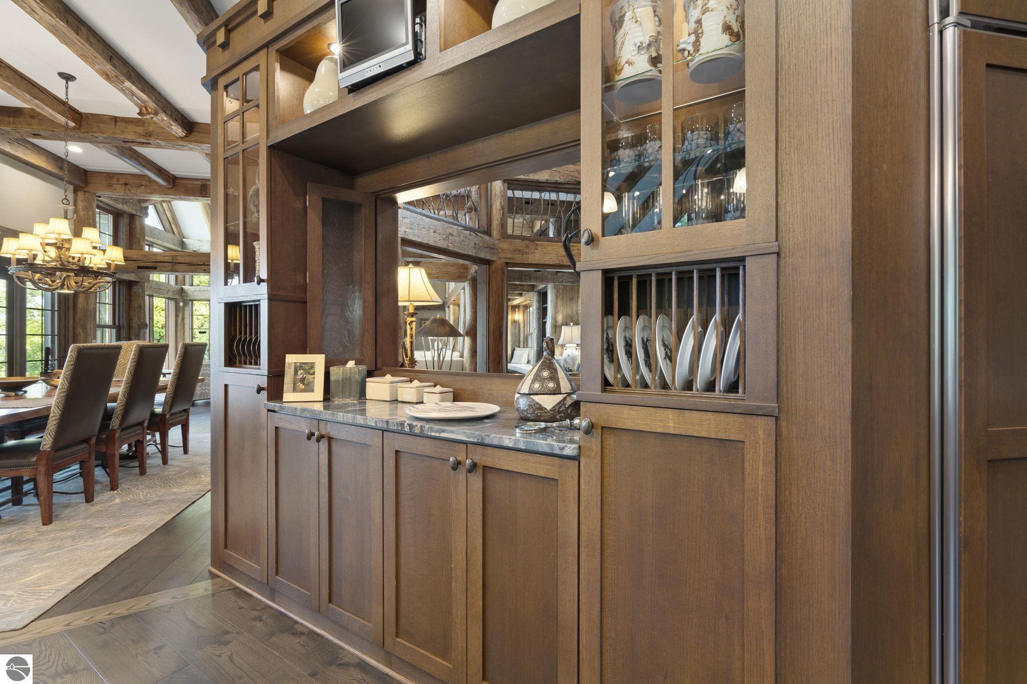 East Jordan, Michigan 49727, United States, 6 Bedrooms Bedrooms, ,6 BathroomsBathrooms,Residential,Active,181006