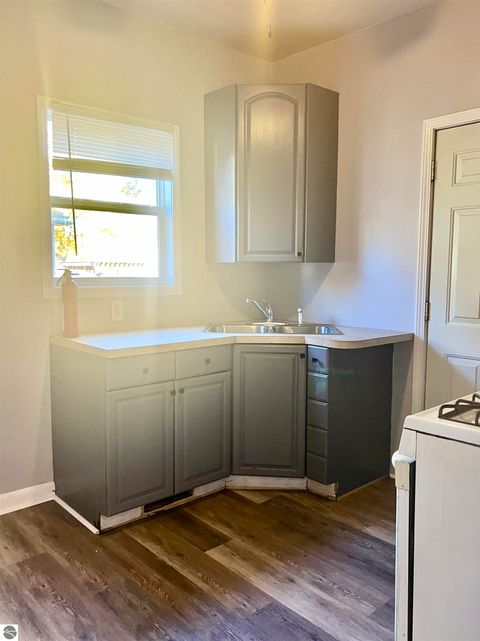 Tiny photo for 748 Marquette Avenue, Muskegon, MI 49442 (MLS # 1940176)