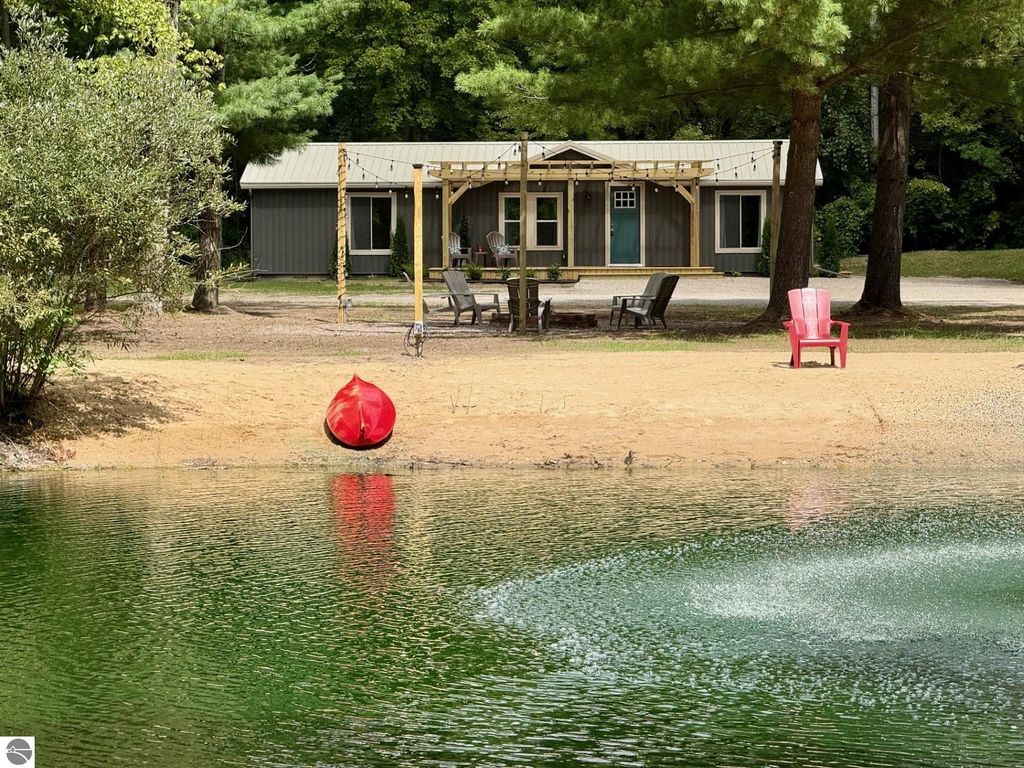 Photo of 8485 E Broadway Road, Mt Pleasant, MI 48858 (MLS # 1937441)