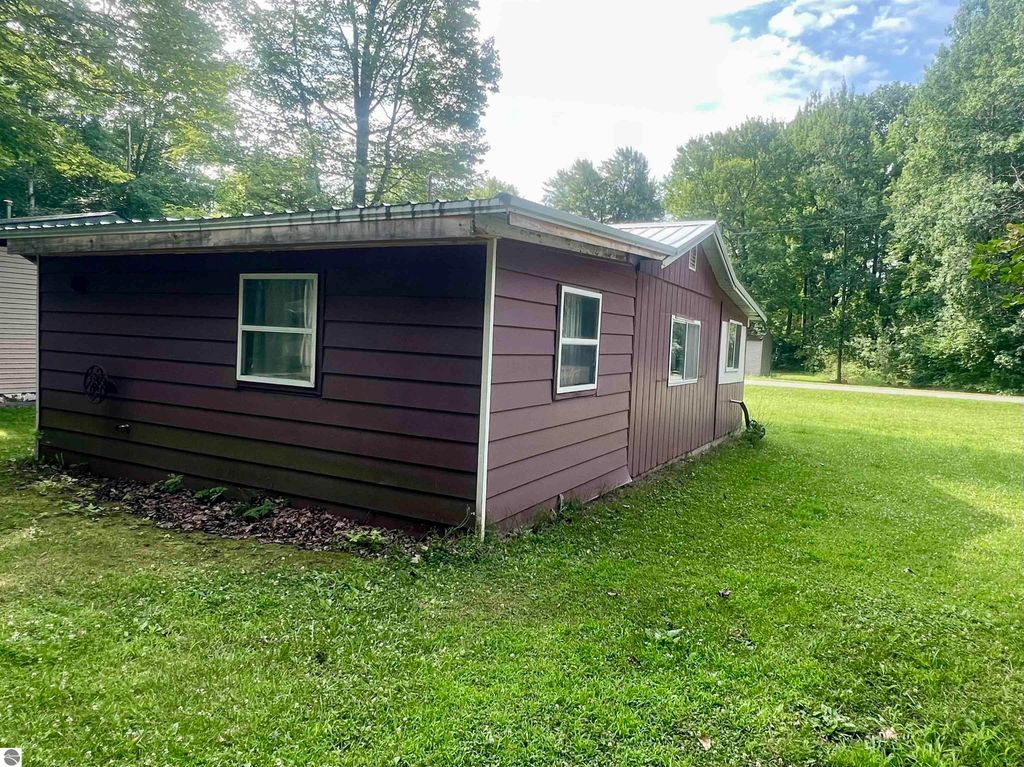 Photo of 5237 Hamilton Road, Harrison, MI 48625 (MLS # 1936554)