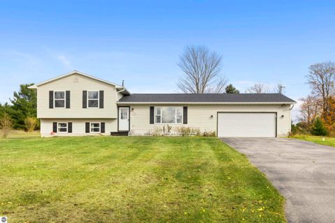 Tiny photo for 1154 Martin Drive, Frankfort, MI 49635 (MLS # 1940638)