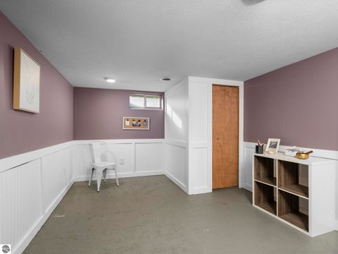 Tiny photo for 624 Eastwood Avenue, Traverse City, MI 49686 (MLS # 1939810)