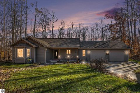 Photo of 6609 Deepwood Drive, Mancelona, MI 49659 (MLS # 1940130) Photo of 6609 Deepwood Drive, Mancelona, MI 49659 (MLS # 1940130)