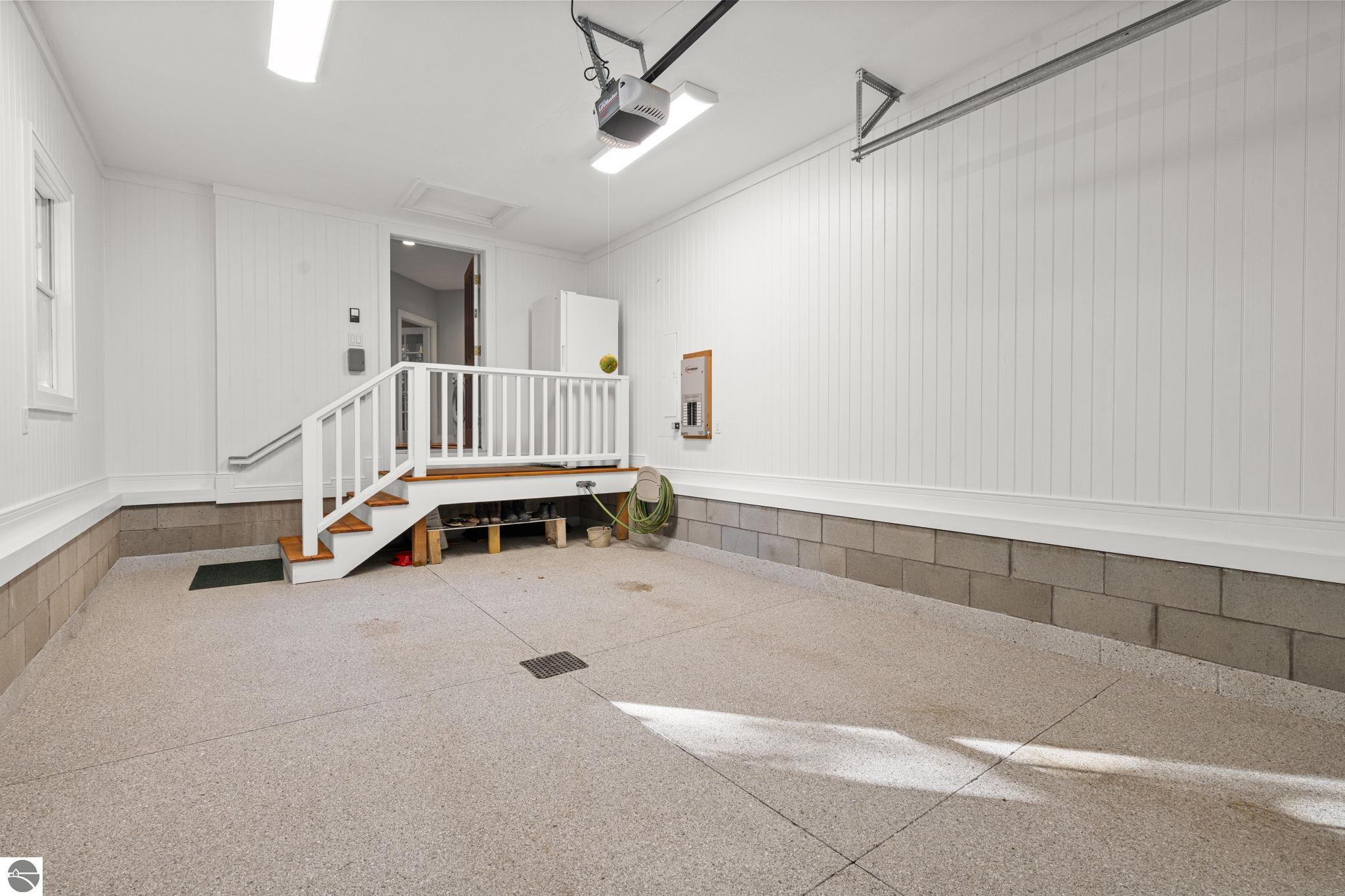 Charlevoix, Michigan 49720, United States, 4 Bedrooms Bedrooms, ,2 BathroomsBathrooms,Residential,Active,235671