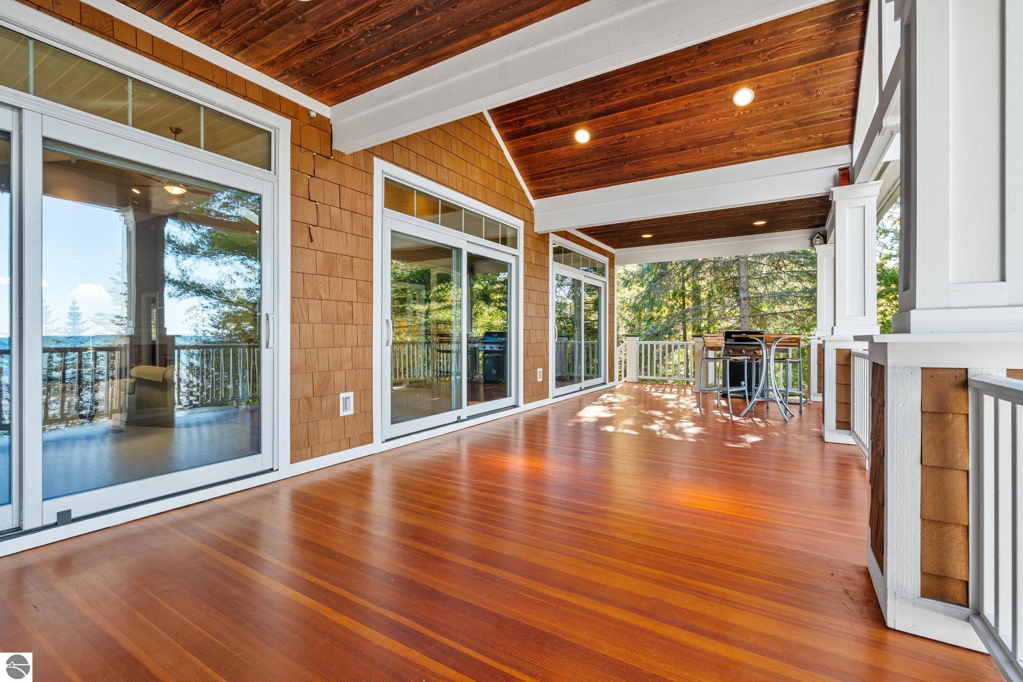 Charlevoix, Michigan 49720, United States, 4 Bedrooms Bedrooms, ,2 BathroomsBathrooms,Residential,Active,235671