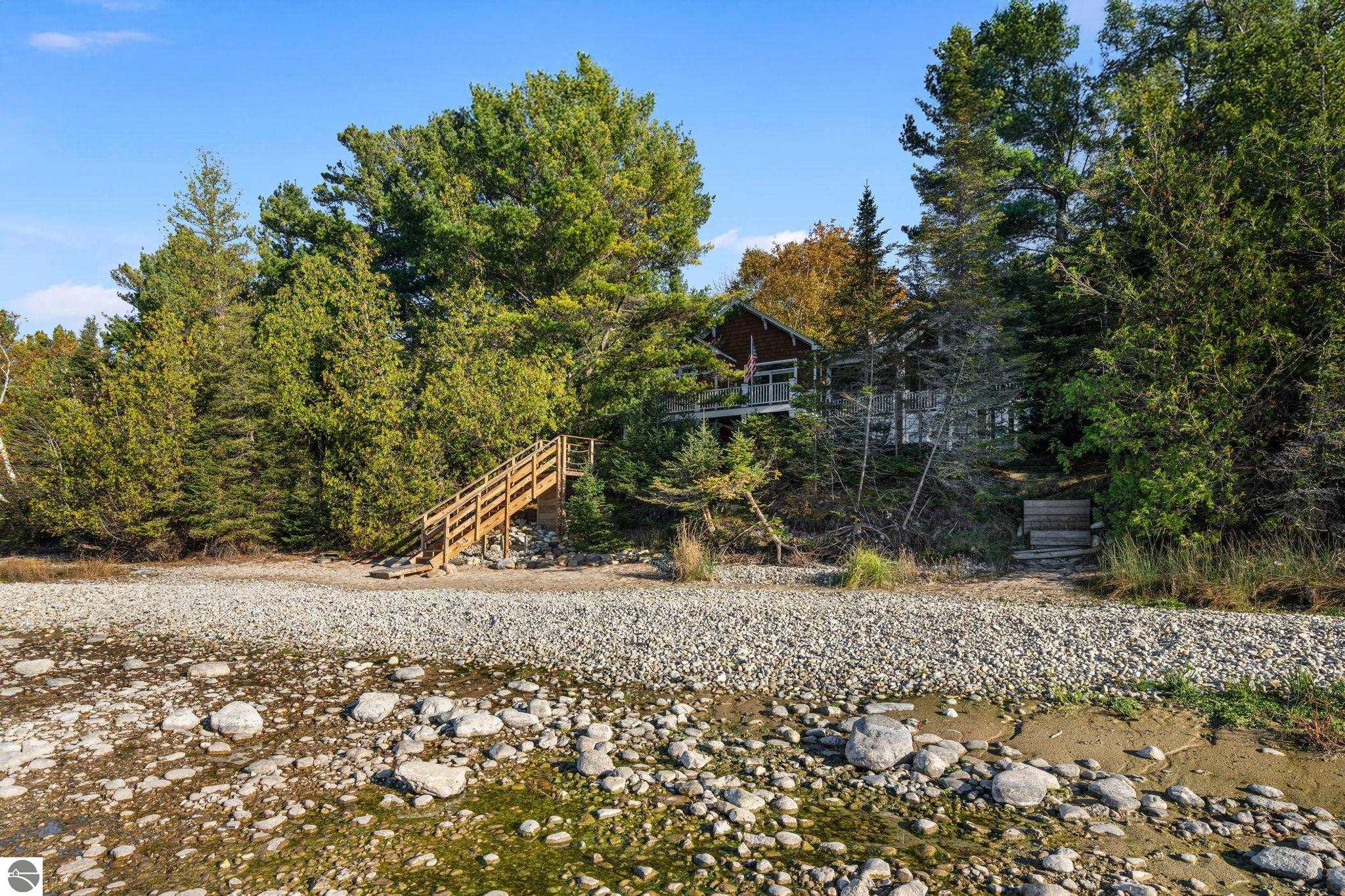 Charlevoix, Michigan 49720, United States, 4 Bedrooms Bedrooms, ,2 BathroomsBathrooms,Residential,Active,235671