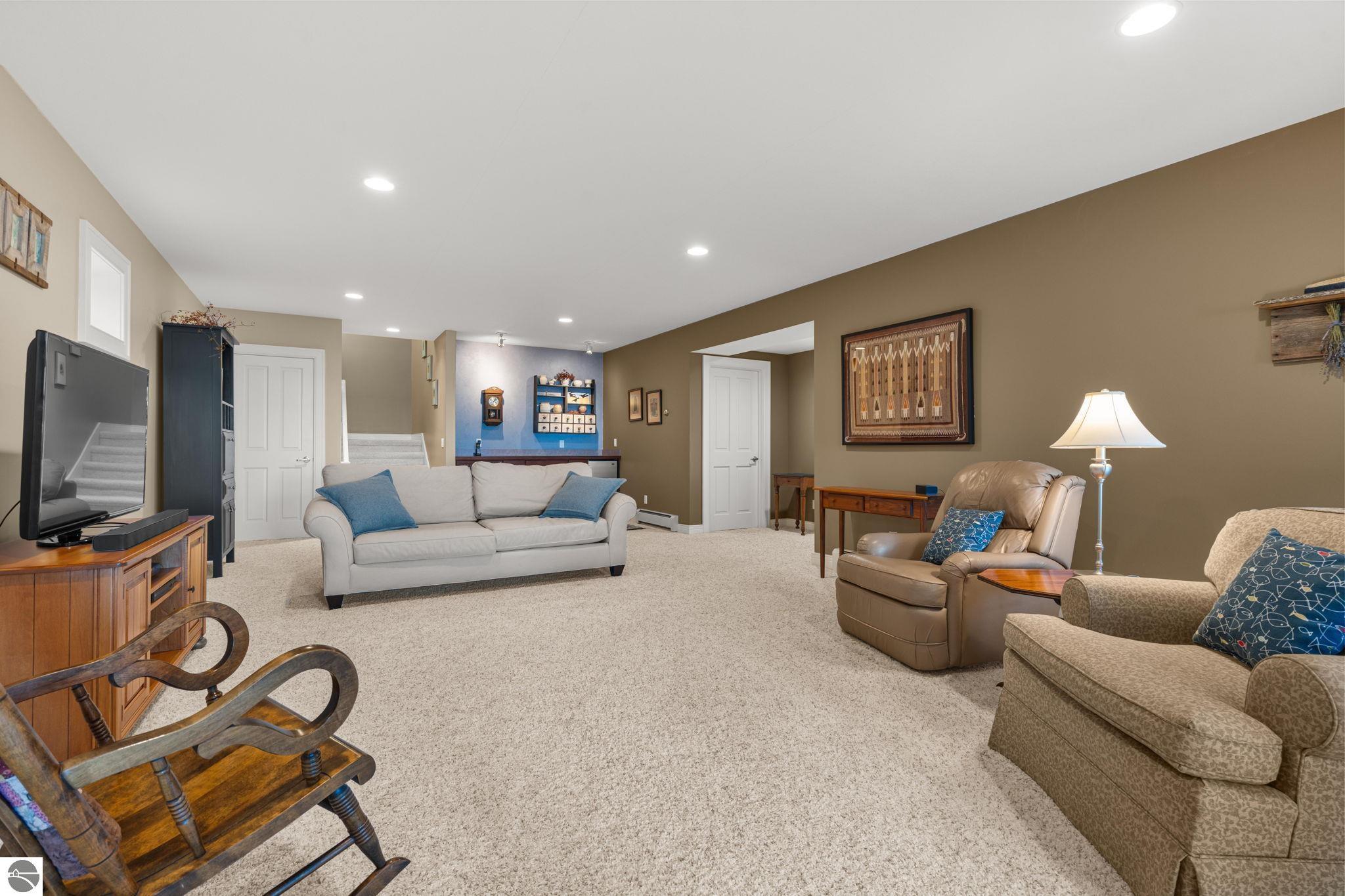 Charlevoix, Michigan 49720, United States, 4 Bedrooms Bedrooms, ,2 BathroomsBathrooms,Residential,Active,235671