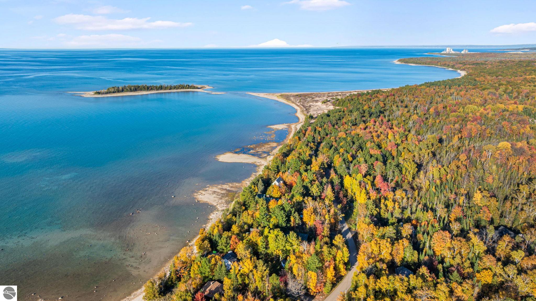 Charlevoix, Michigan 49720, United States, 4 Bedrooms Bedrooms, ,2 BathroomsBathrooms,Residential,Active,235671