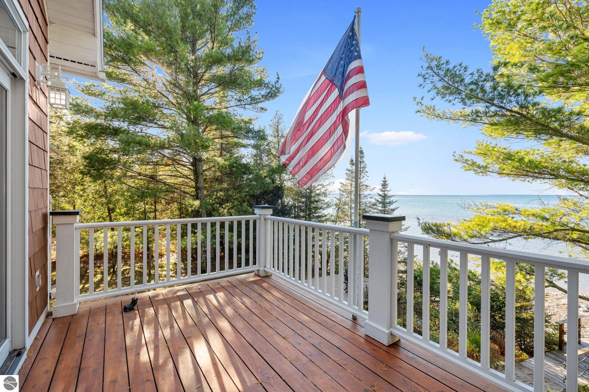 Charlevoix, Michigan 49720, United States, 4 Bedrooms Bedrooms, ,2 BathroomsBathrooms,Residential,Active,235671