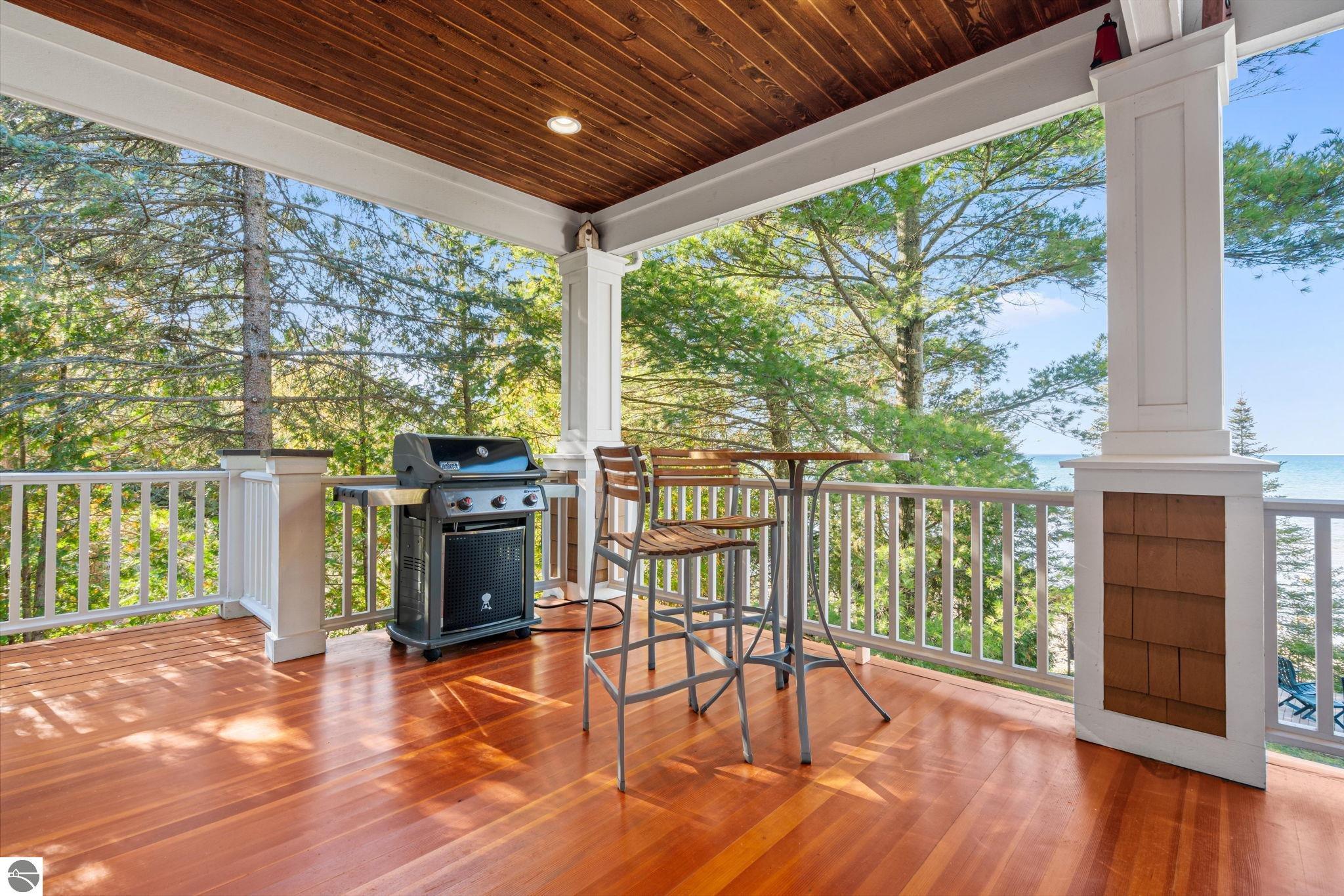 Charlevoix, Michigan 49720, United States, 4 Bedrooms Bedrooms, ,2 BathroomsBathrooms,Residential,Active,235671