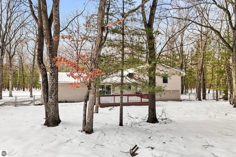 Tiny photo for 5651 Penn Lock Colony Road, Interlochen, MI 49643 (MLS # 1941340)