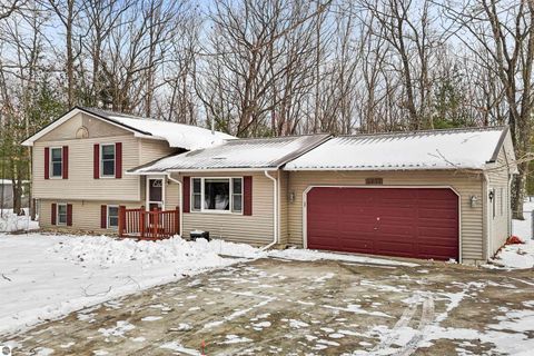 Tiny photo for 5651 Penn Lock Colony Road, Interlochen, MI 49643 (MLS # 1941340)