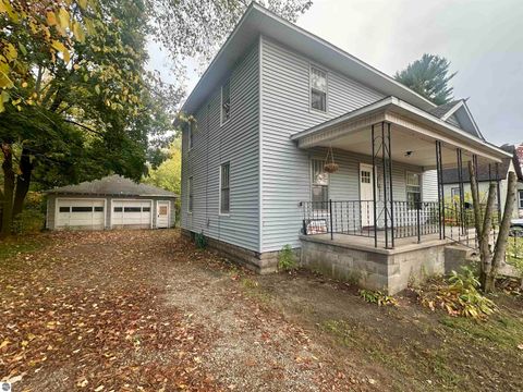 Tiny photo for 518 Bond Street, Cadillac, MI 49601 (MLS # 1939974)