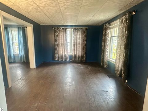 Tiny photo for 518 Bond Street, Cadillac, MI 49601 (MLS # 1939974)