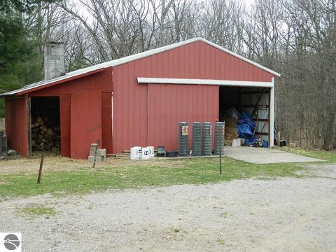 Tiny photo for 5651 E Haskell Lake Road, Harrison, MI 48625 (MLS # 1933552)