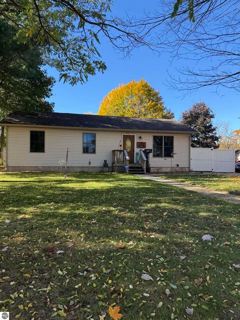 Tiny photo for 515 Selma Street, Cadillac, MI 49601 (MLS # 1939953)