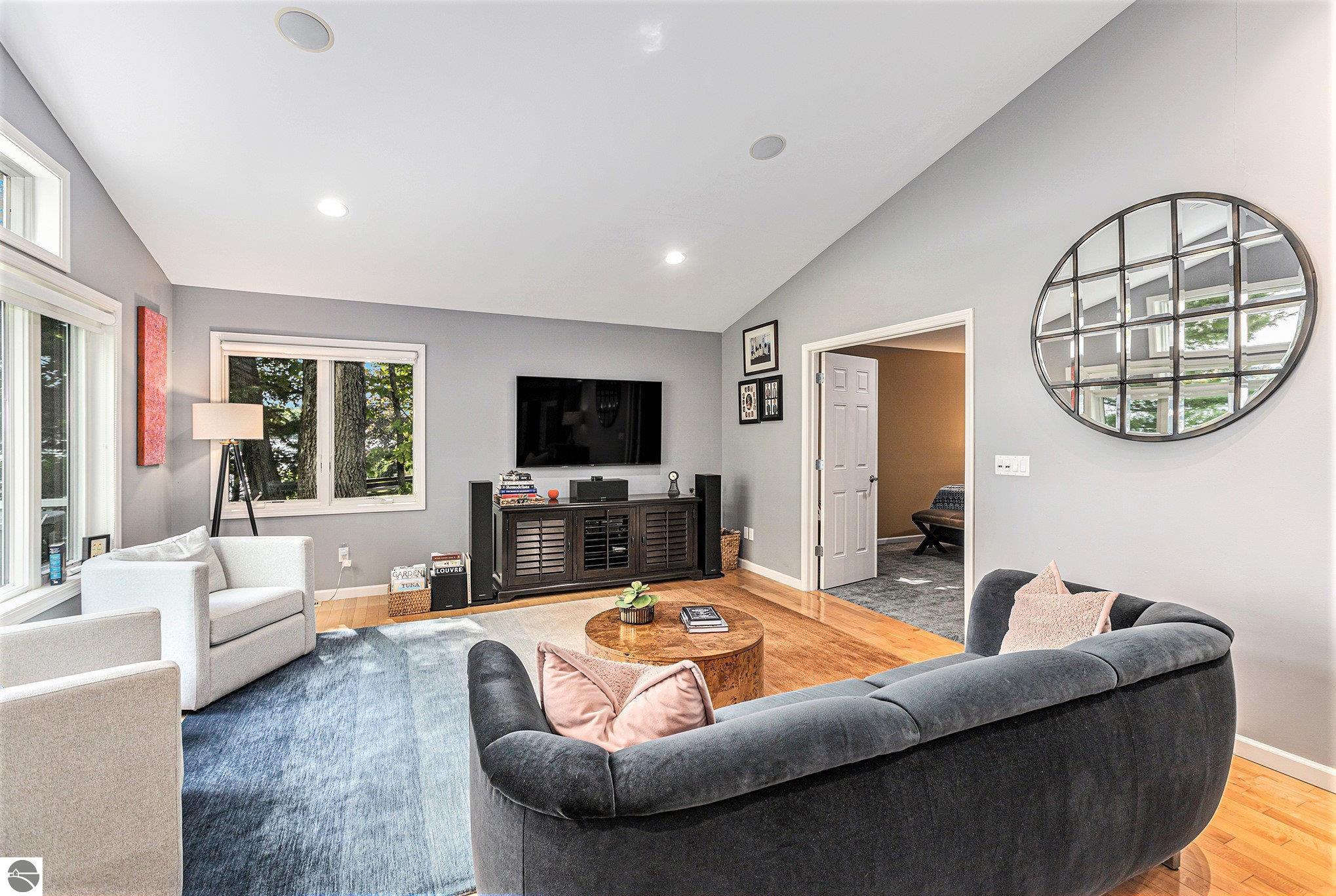 Interlochen, Michigan 49643, United States, 4 Bedrooms Bedrooms, ,2 BathroomsBathrooms,Residential,Pending,207079