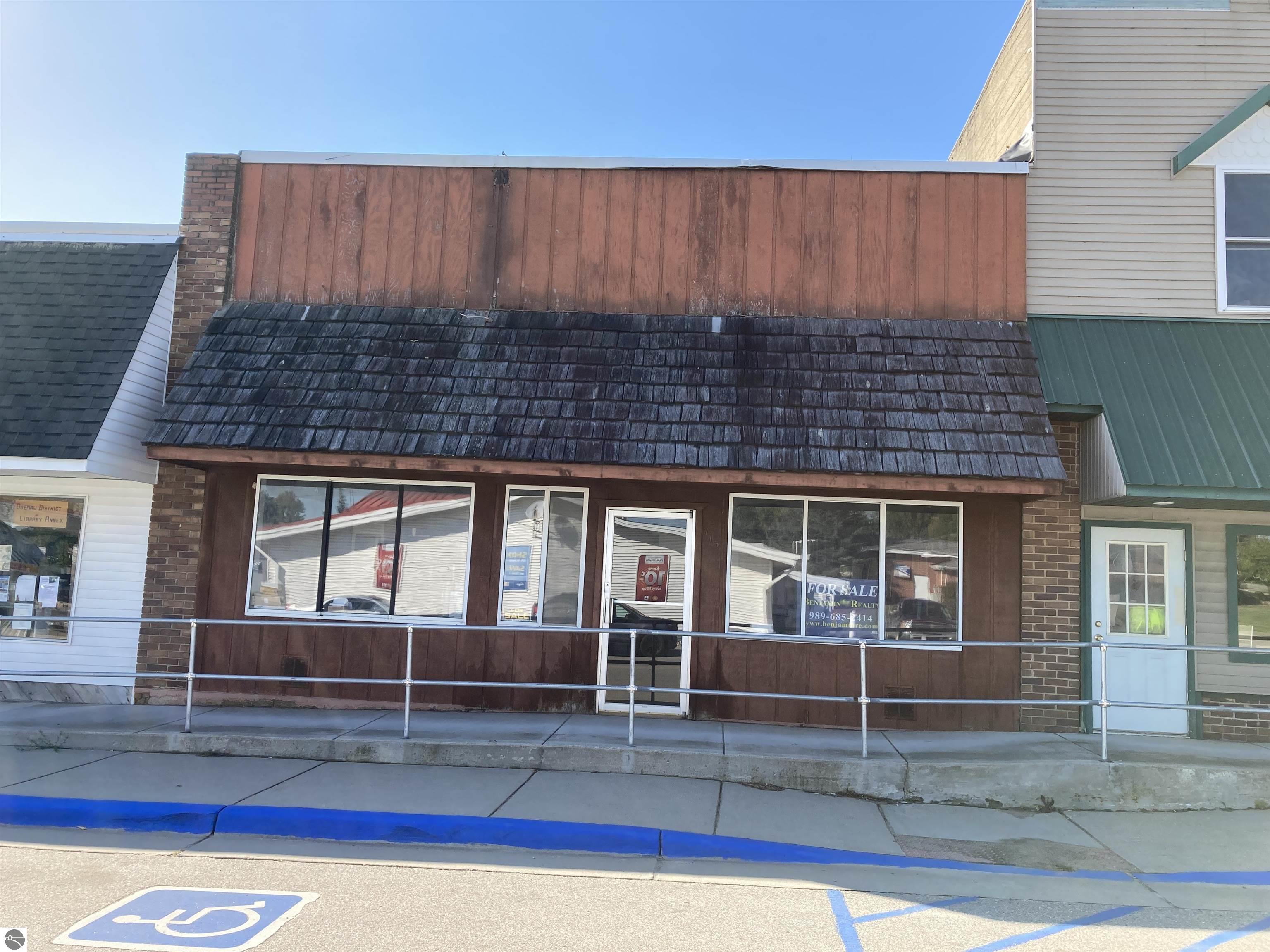 Photo 1 of 15 — 115 W Main Street, Rose City, MI 48654