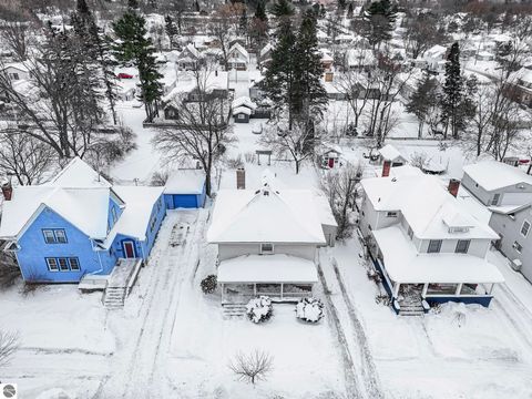 Tiny photo for 754 E Division Street, Cadillac, MI 49601 (MLS # 1941177)